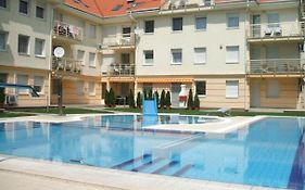 Mirage Wellness Apartman